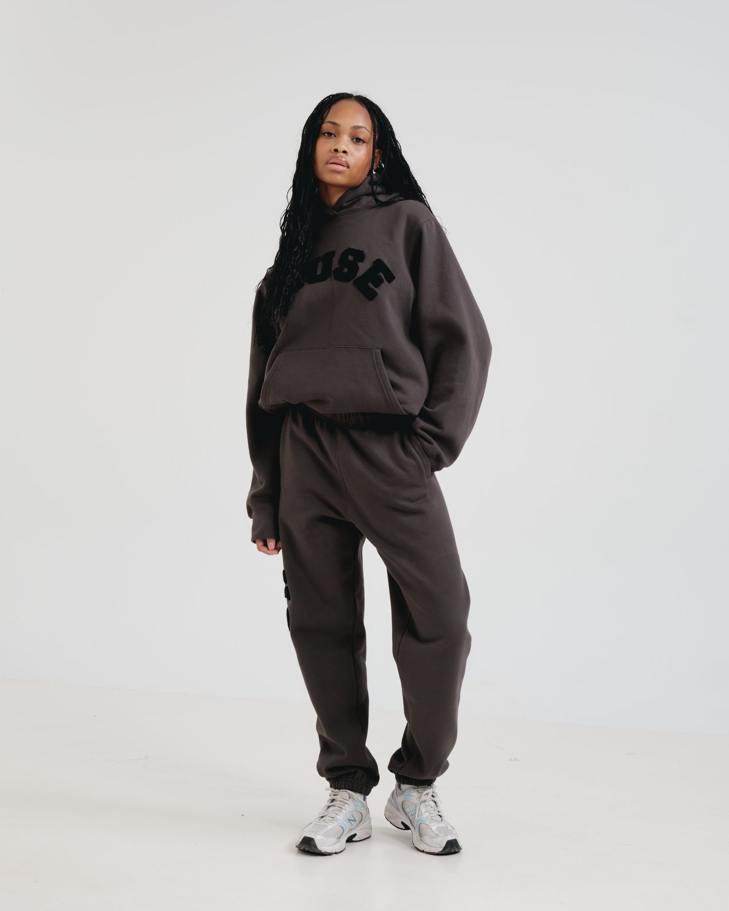 CBM Heavyweight Chenille Jogging Graphite