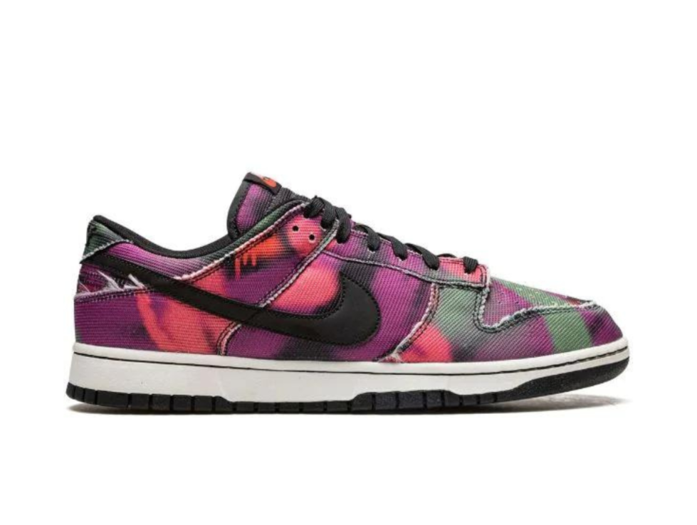 Nike Dunk Faible Graffiti Rose