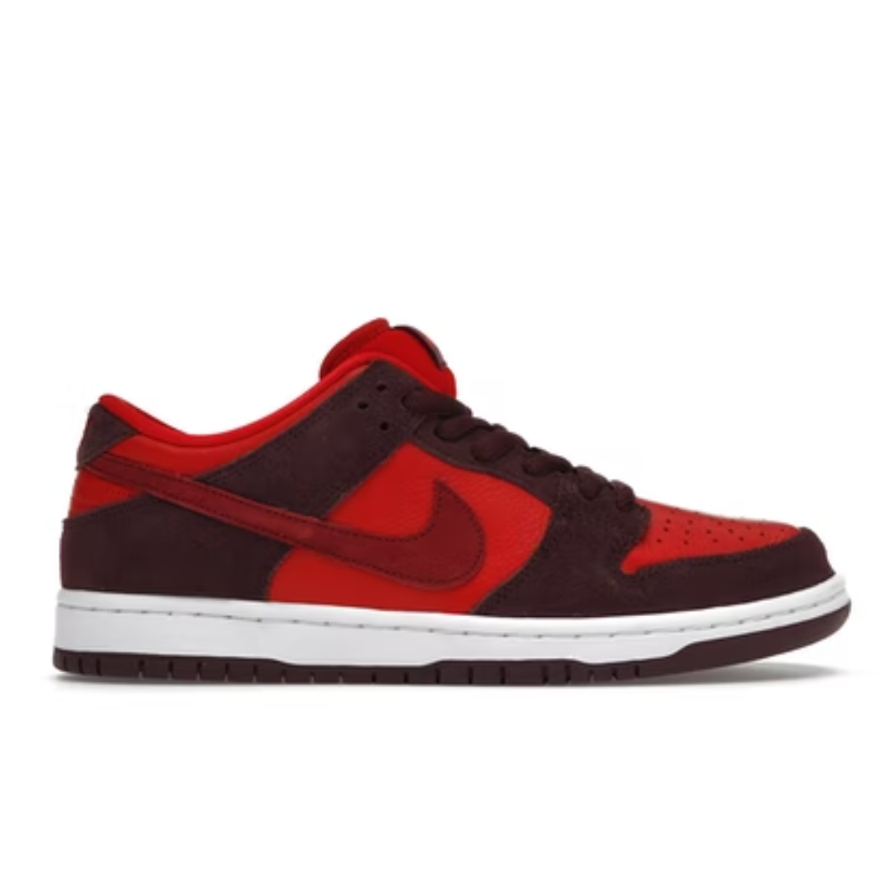 Nike SB Dunk Low Cherry